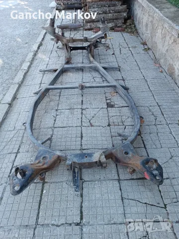 Щаси-Рама за Вартбург 353, снимка 3 - Части - 56066387