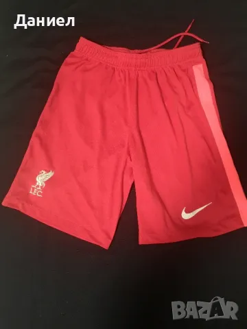Къси панталони на Ливърпул 