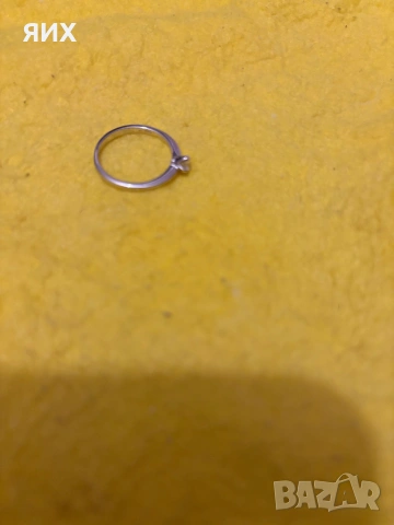 18карата пръстен от бяло злато, снимка 7 - Пръстени - 53649589
