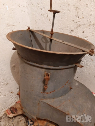 Фуражомелка с монофазен ел. двигател Елма Троян 2,2 kW, 2800 оборота, 24 кг. , снимка 3 - Други машини и части - 52430059