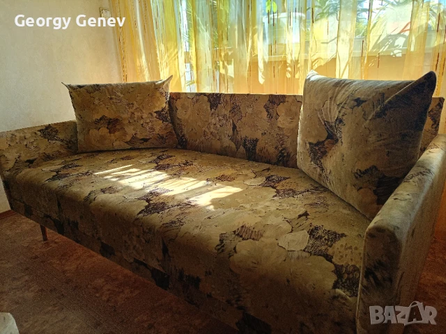 Продавам тапицирани легла + ПОДАРЪК., снимка 1