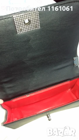 Дамска чанта, снимка 5 - Чанти - 50596931
