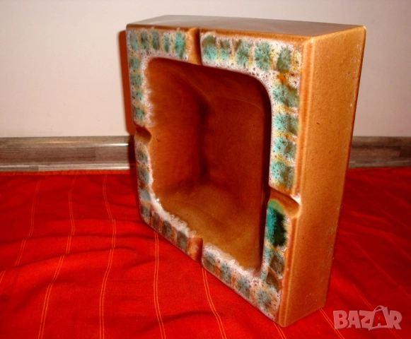 Голям ретро винтидж пепелник, снимка 9 - Антикварни и старинни предмети - 52802240