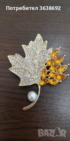 Брошка кленов лист