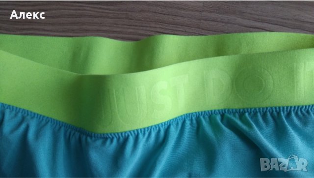 Nike - къси панталони, снимка 3 - Къси панталони и бермуди - 44673855
