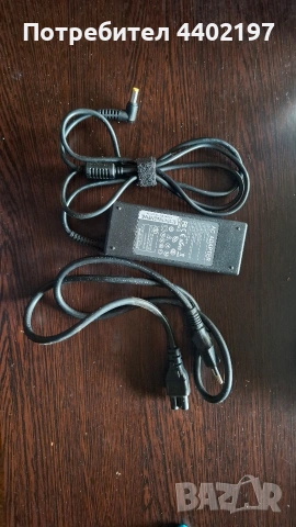 Продавам зарядно за лаптоп Acer+подарък адаптер за SD карта , снимка 4 - Кабели и адаптери - 53139134