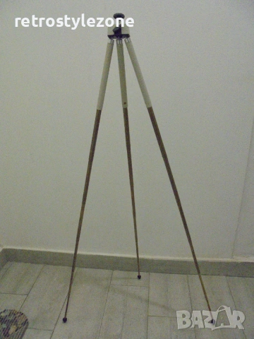 № 8528 Стар телескопичен фотографски статив Universa Germany  , снимка 5 - Други ценни предмети - 53848280