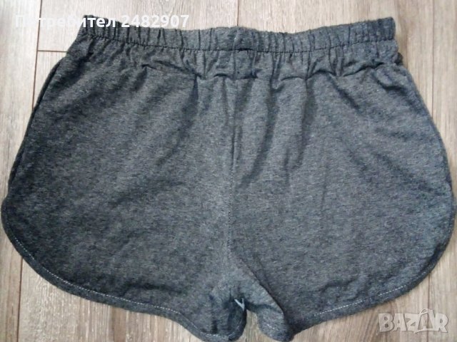 Къси дамски панталони, снимка 2 - Къси панталони и бермуди - 41891228