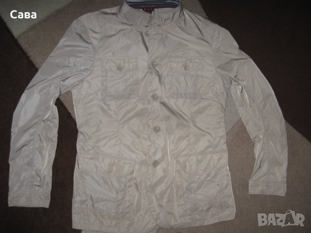 Яке пролет, есен BENETTON  мъжко,М, снимка 2 - Якета - 34243902