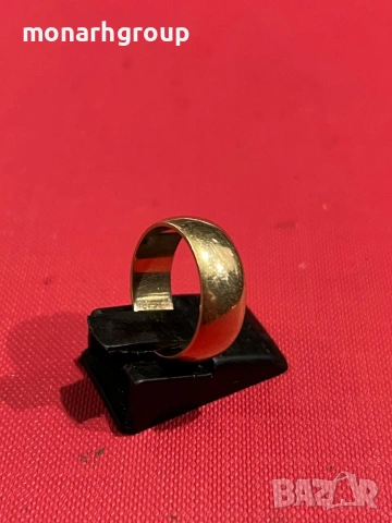 Златен пръстен, снимка 3 - Пръстени - 53658975