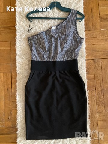 Нова черна дамска рокля М, снимка 2 - Рокли - 36010332
