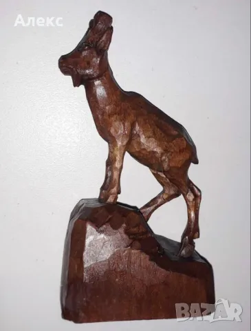 Винтидж дърворезба. 