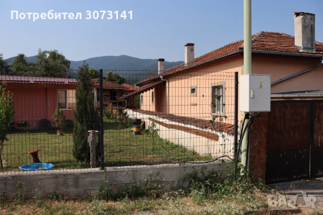 Къща до София