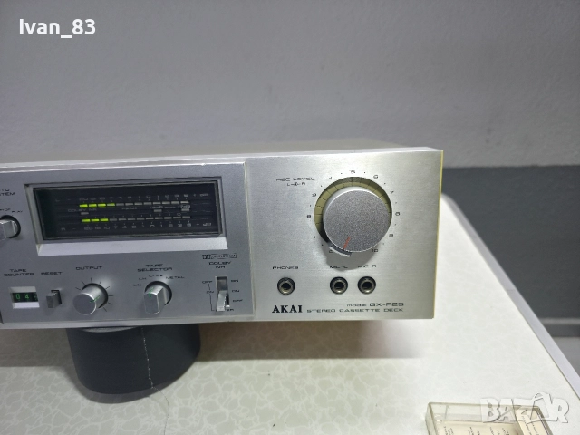 Касетен дек Akai GX-F25, снимка 2 - Декове - 52775854