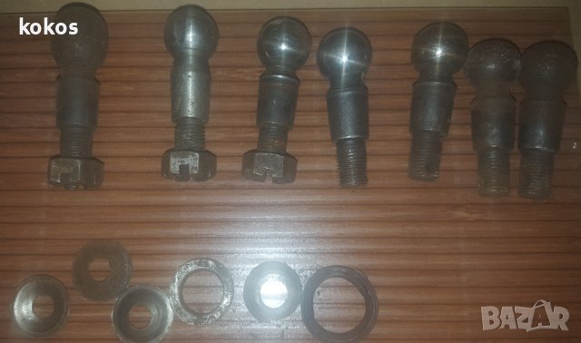 Части за Москвич, снимка 2 - Части - 39933903