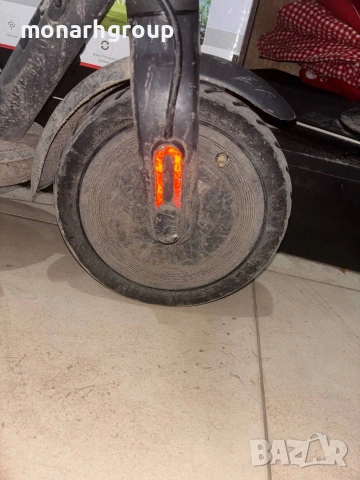 електрическа тротинетка Xiaomi + зарядно, снимка 6 - Друга електроника - 53701259