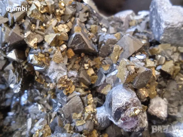 №148,Сфалерит,Сфалерит с кварц и халкопирит,Уникат,, снимка 3 - Декорация за дома - 47708581