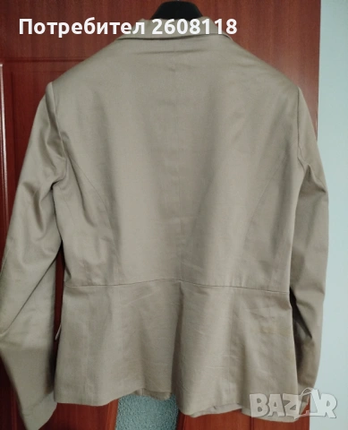 Бежово сако Charles VÖgele – размер L (№ 44), снимка 3 - Сака - 53615989