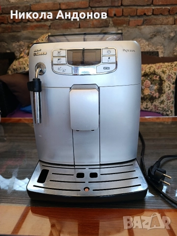 Кафе автомат Saeco Philips, снимка 2 - Кафемашини - 52596789