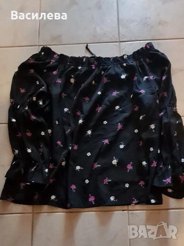 Блуза с цветя., снимка 3 - Блузи с дълъг ръкав и пуловери - 53846101