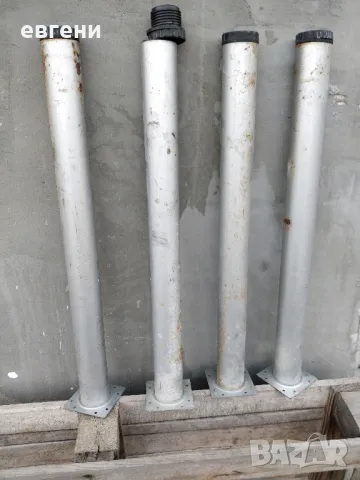 Крака за маса