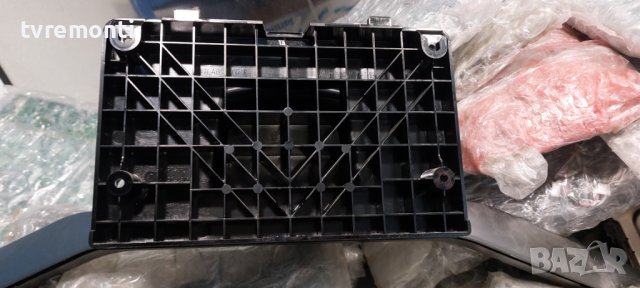 телевизор LG модел 47LA6208 оригинална стойка Maz636849 , снимка 2 - Стойки, 3D очила, аксесоари - 41701648