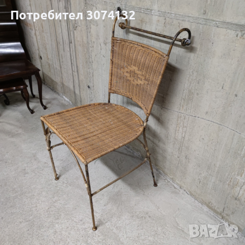 Интересен стол от метал и ратан, снимка 3 - Столове - 36299779