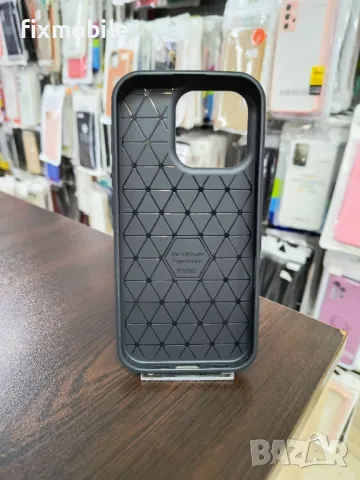 Apple iPhone 16 Pro Carbon Fiber силиконов Калъф / Кейс, снимка 4 - Калъфи, кейсове - 48719562