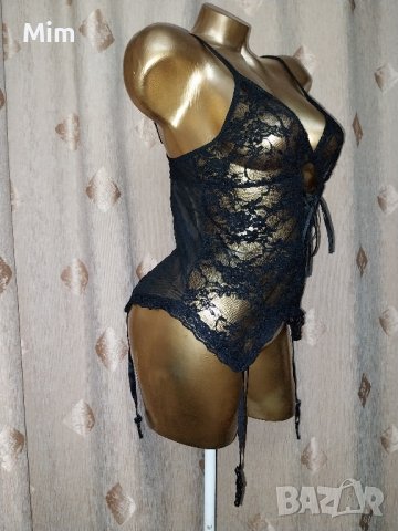 XL Черен дантелен корсет с жартиери за чорапи , снимка 2 - Бельо - 42373072