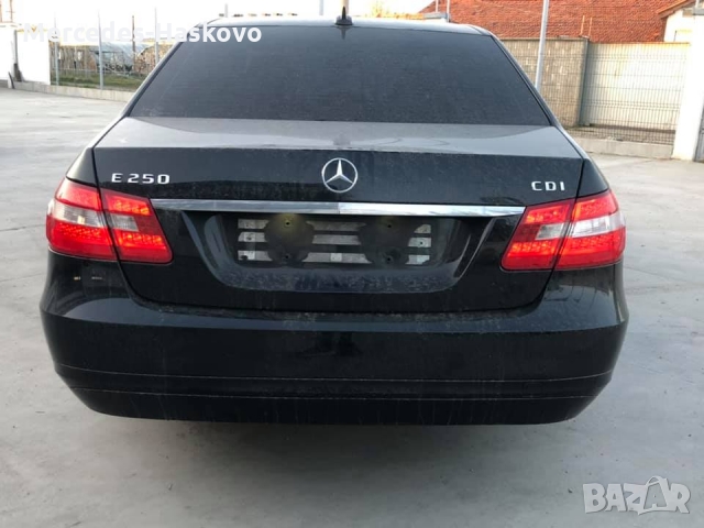 Е250CDI, снимка 3 - Автомобили и джипове - 36057173