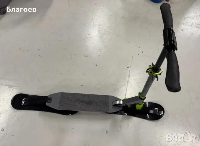 Нов Скутер за сняг за деца и възрастни до 100 кг, снимка 3 - Зимни спортове - 49408691