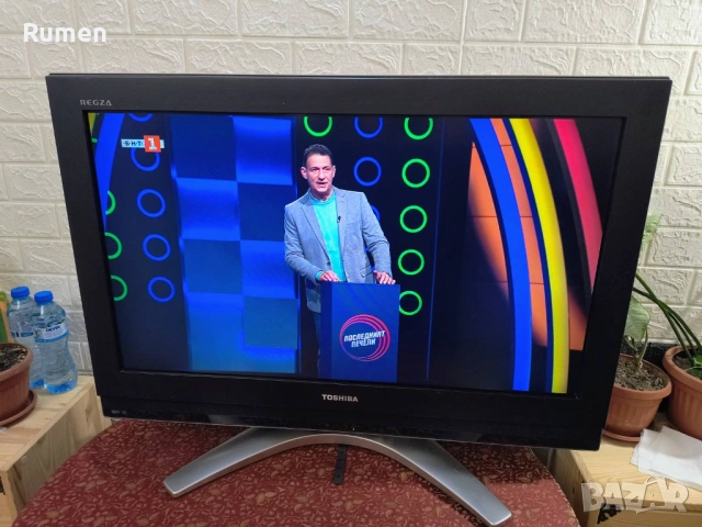 Телевизор  32" Тошиба, снимка 2 - Телевизори - 53637948