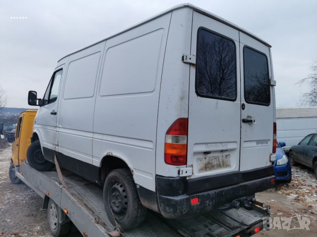 Mercedes-Benz Sprinter 2.3d 97г на части, снимка 5 - Бусове и автобуси - 36095034