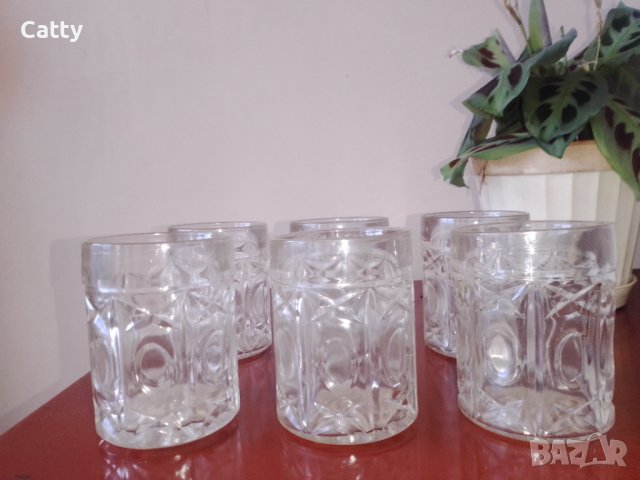 Стъклени чаши