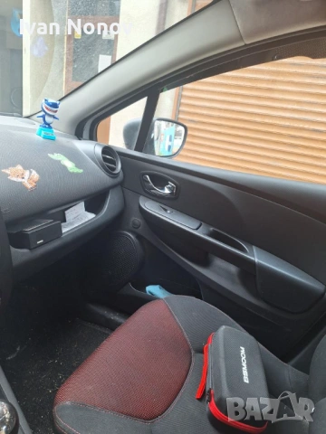Renault Clio в перфектно състояние!, снимка 12 - Автомобили и джипове - 53735020