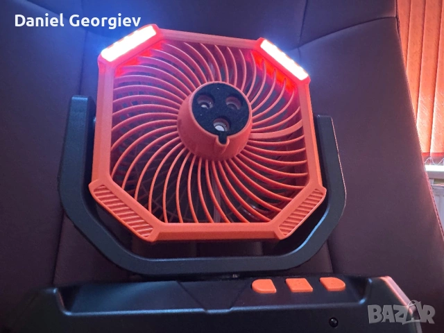 ЧИСТО НОВ Къмпинг вентилатор с водна мъгла дистанционно управление и LED светлини, снимка 2 - Вентилатори - 53177745