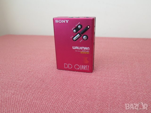 Sony walkman quartz WM-DD3 Red,1989г, снимка 2 - Радиокасетофони, транзистори - 41444996