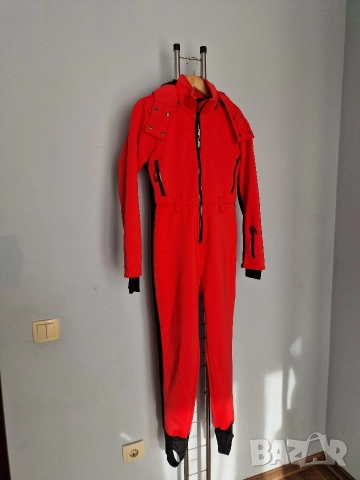 Страхотен ски гащеризон ASOS размер 40, снимка 15 - Зимни спортове - 52828329