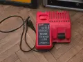 Зарядно Milwaukee M12-18C , снимка 1