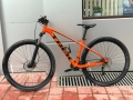 Trek Marlin 7 29 RockShox, снимка 2