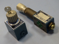 Хидравличен клапан BOSCH 0811332 pressure regulation valve, снимка 1 - Резервни части за машини - 36376546
