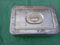 Стара алуминиева кутия, снимка 1 - Кутии за храна - 36143960