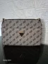 Дамска чанта GUESS , снимка 1