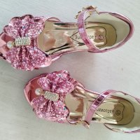 Страхотни обувчици за момиче , снимка 9 - Детски сандали и чехли - 41065697