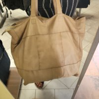 Естествена кожа ОГРОМНА чанта,тип торба,бежева, снимка 15 - Чанти - 41687693