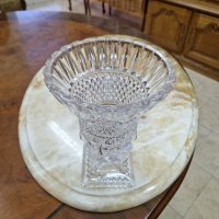Красива антикварна френска кристална ваза със столче, снимка 5 - Антикварни и старинни предмети - 41392191