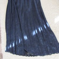 Дамска тъмно синя плисирана пола размер 48, снимка 3 - Поли - 44688718