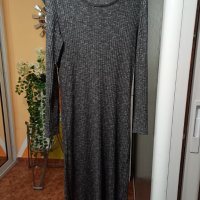 Сива рокля фино плетиво. Размер: L. , снимка 1 - Рокли - 40522831