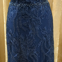 Елегантна дизайнерска вечерна рокля в тъмно синьо, снимка 3 - Рокли - 44837305