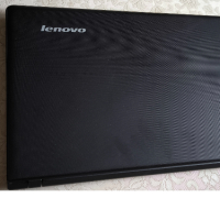 Продавам Лаптоп Lenovo ideapad 100, снимка 2 - Лаптопи за работа - 44599401